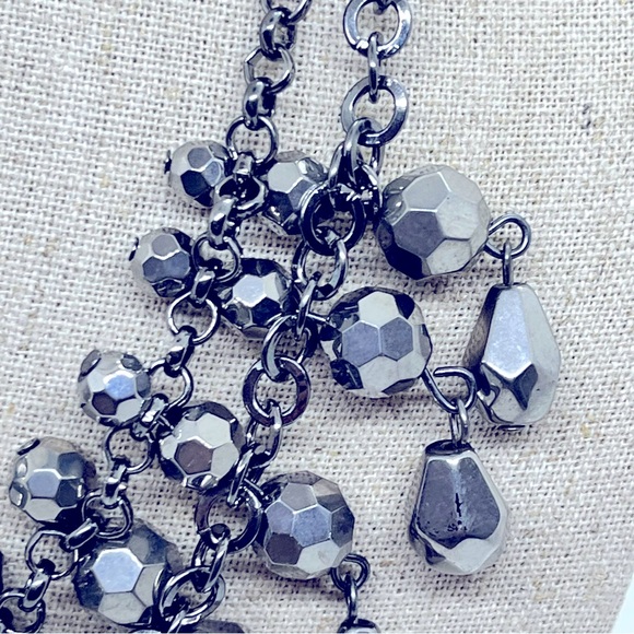 NWOT 18’ Silver Tone Faceted Glass Chunky Bead Statement Necklace Smokey Chain - Picture 7 of 11
